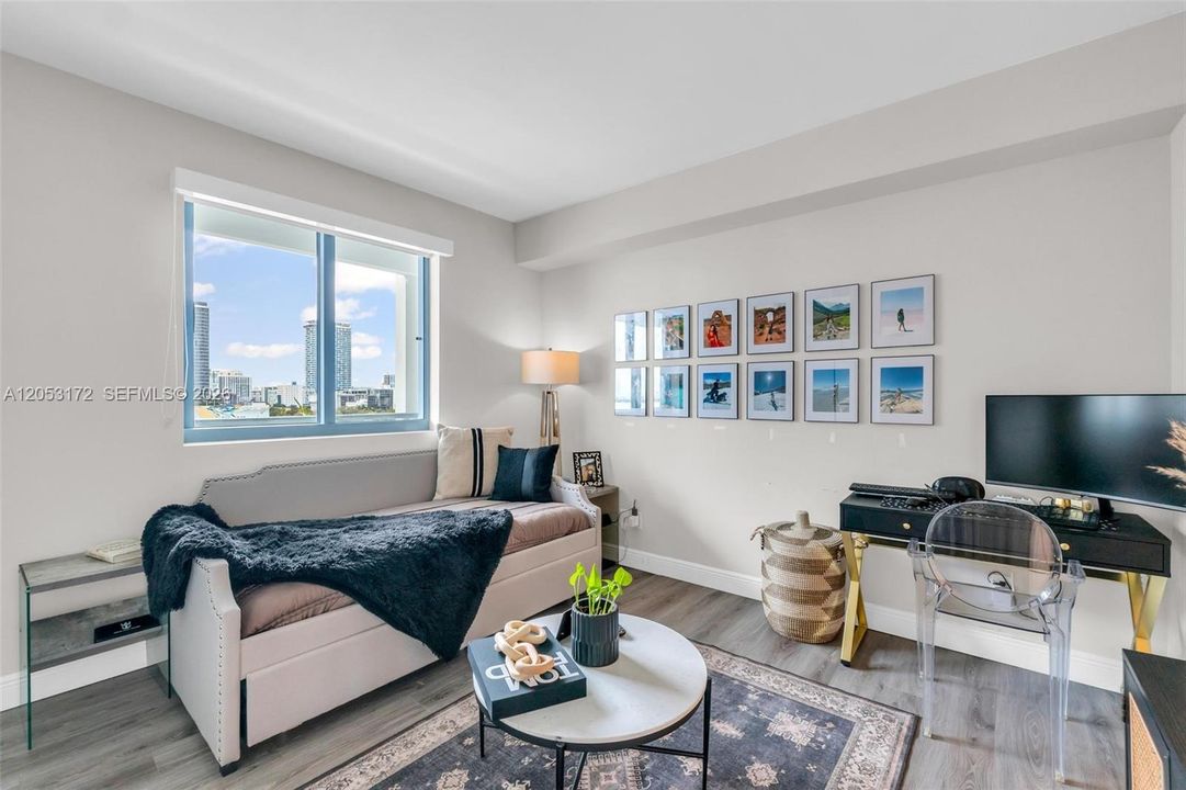 В аренду: $4,200 (2 спален, 2 ванн, 1158 Квадратных фут)