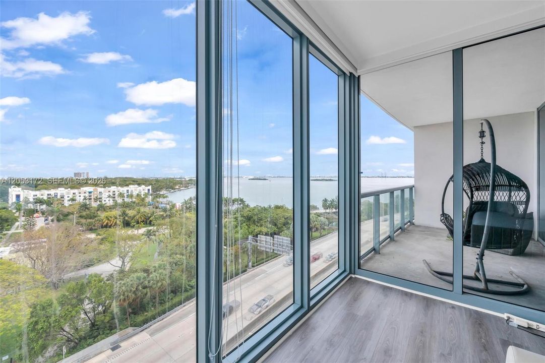 В аренду: $4,200 (2 спален, 2 ванн, 1158 Квадратных фут)