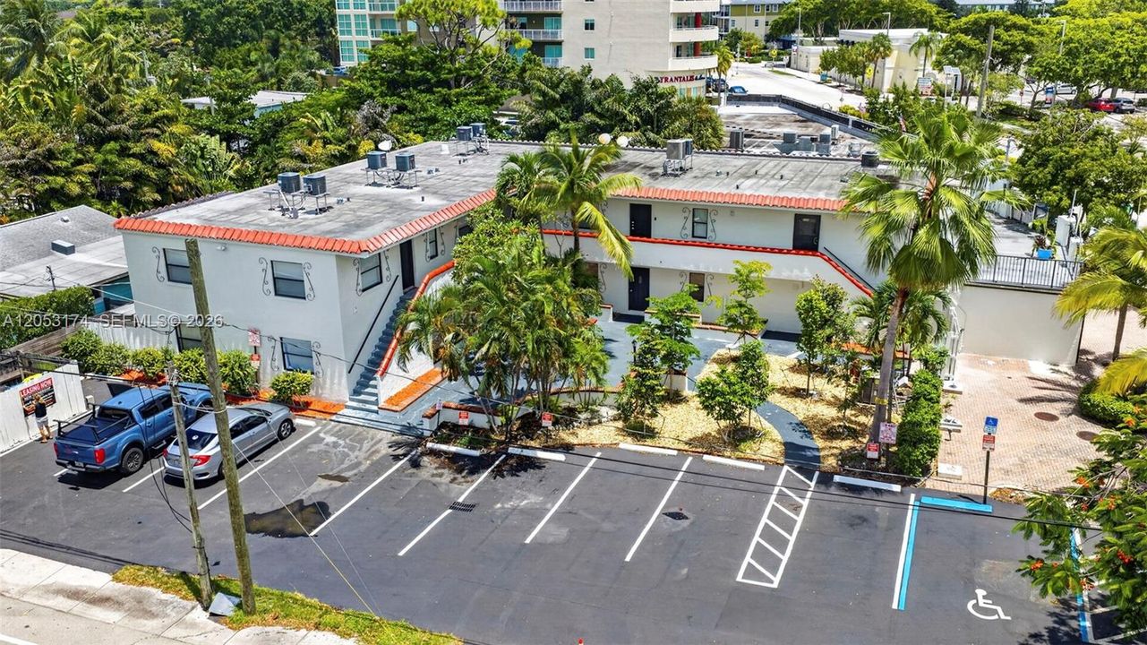 For Rent: $2,800 (2 beds, 1 baths, 650 Square Feet)