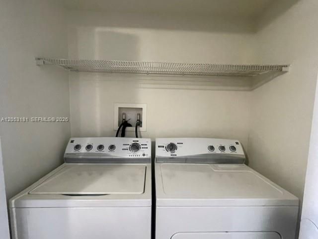 En Renta: $2,149 (2 camas, 2 baños, 865 Pies cuadrados)