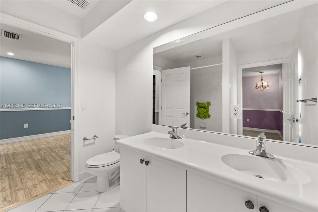 В аренду: $8,490 (3 спален, 2 ванн, 2338 Квадратных фут)