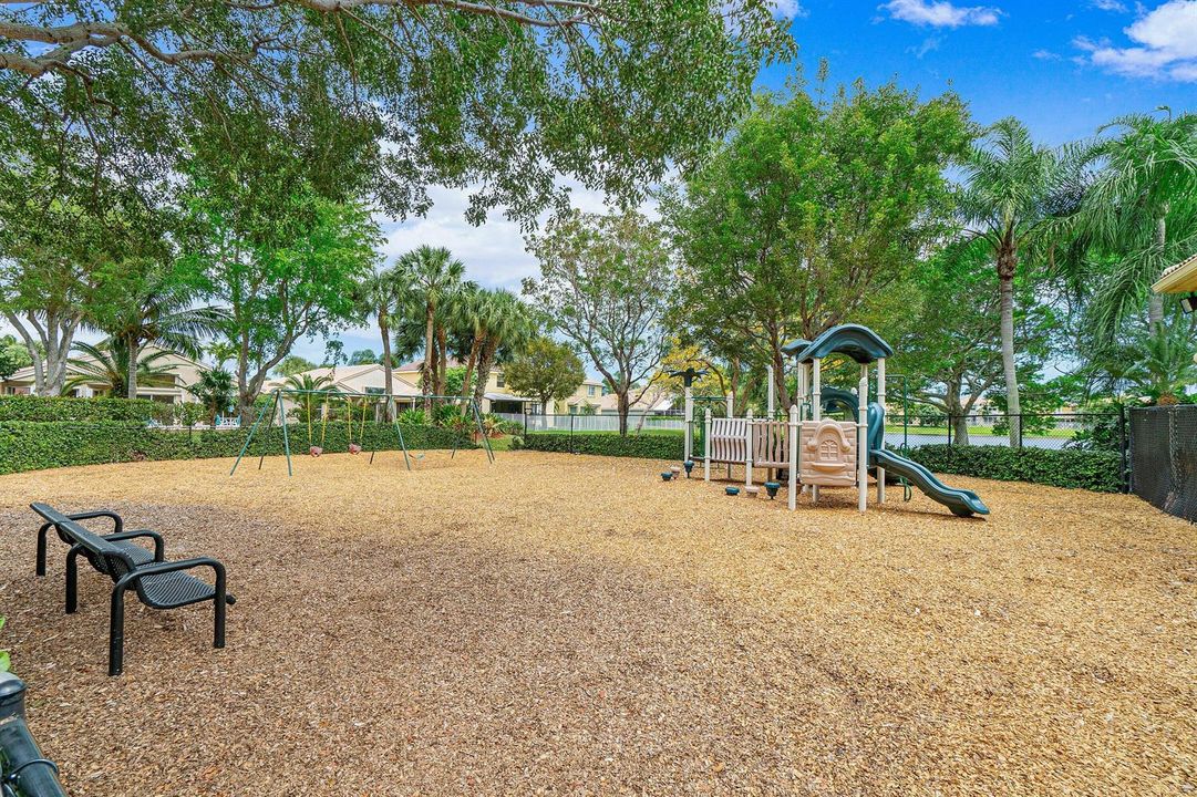 038-7076MiddleburyDrive-BoyntonBeach-FL-