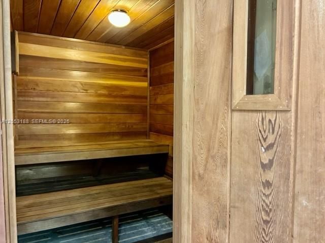 En Venta: $229,000 (2 camas, 2 baños, 1120 Pies cuadrados)