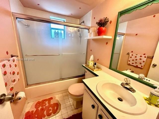 En Venta: $229,000 (2 camas, 2 baños, 1120 Pies cuadrados)