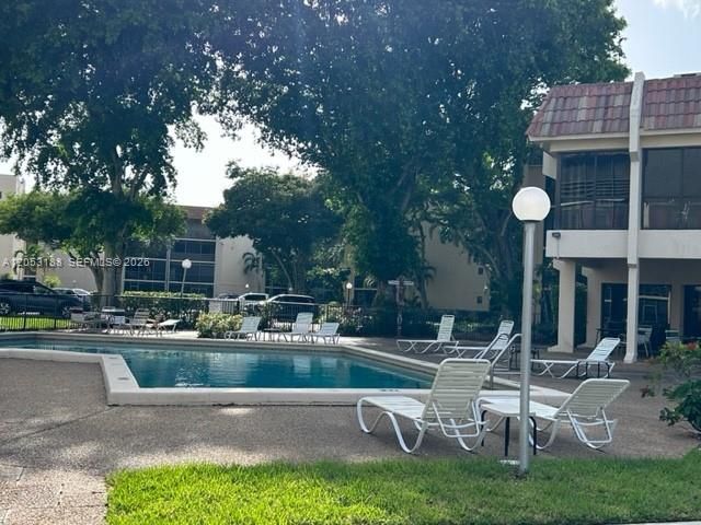 En Venta: $229,000 (2 camas, 2 baños, 1120 Pies cuadrados)