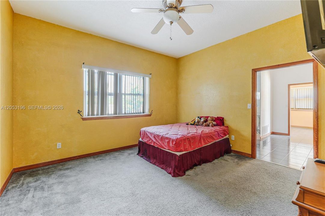 В аренду: $4,500 (4 спален, 4 ванн, 3871 Квадратных фут)