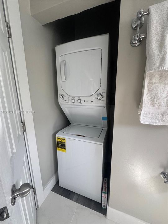 En Venta: $679,000 (0 camas, 0 baños, 1689 Pies cuadrados)