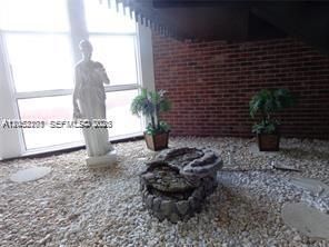 На продажу: $99,900 (1 спален, 1 ванн, 662 Квадратных фут)