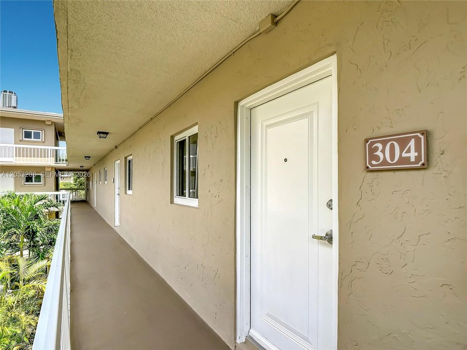 En Venta: $249,000 (1 camas, 1 baños, 712 Pies cuadrados)