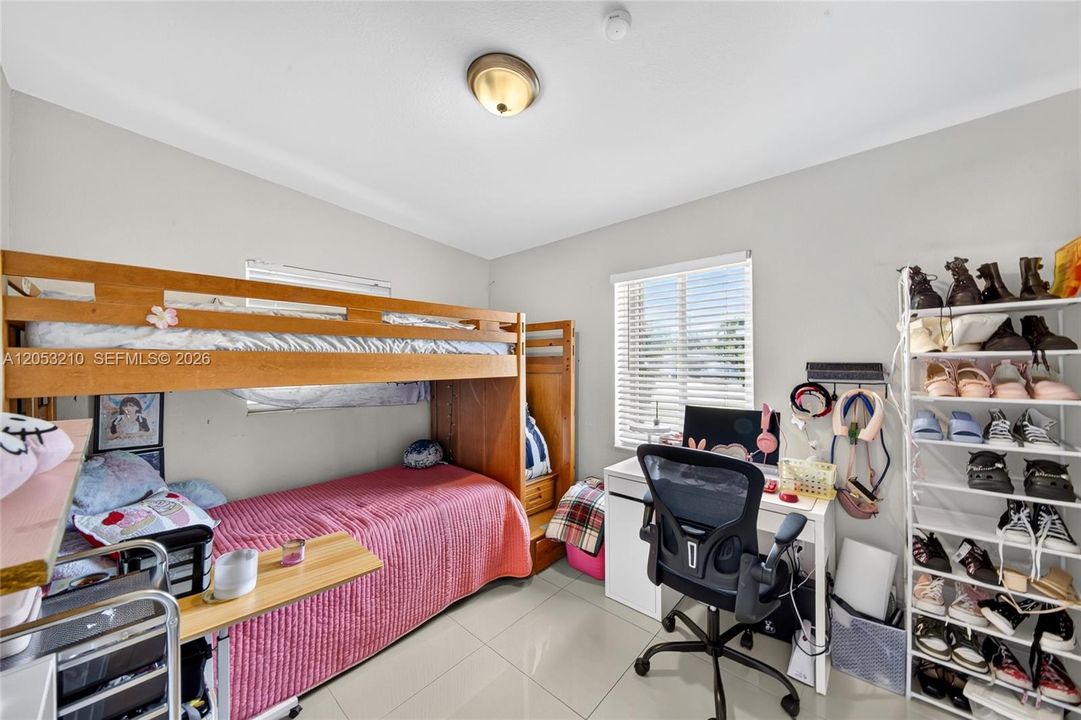 For Sale: $685,000 (4 beds, 2 baths, 1690 Square Feet)