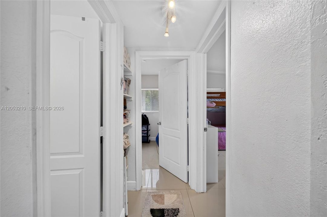 For Sale: $685,000 (4 beds, 2 baths, 1690 Square Feet)