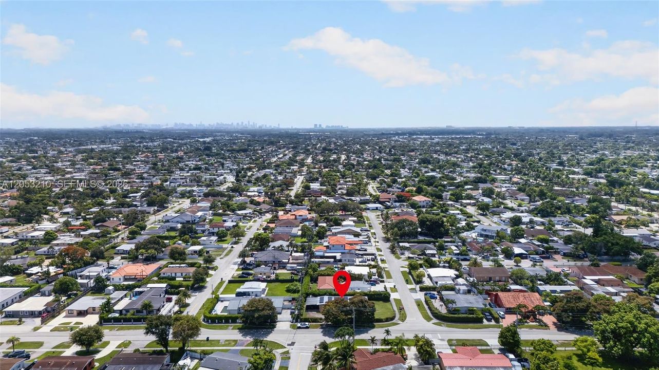 For Sale: $685,000 (4 beds, 2 baths, 1690 Square Feet)