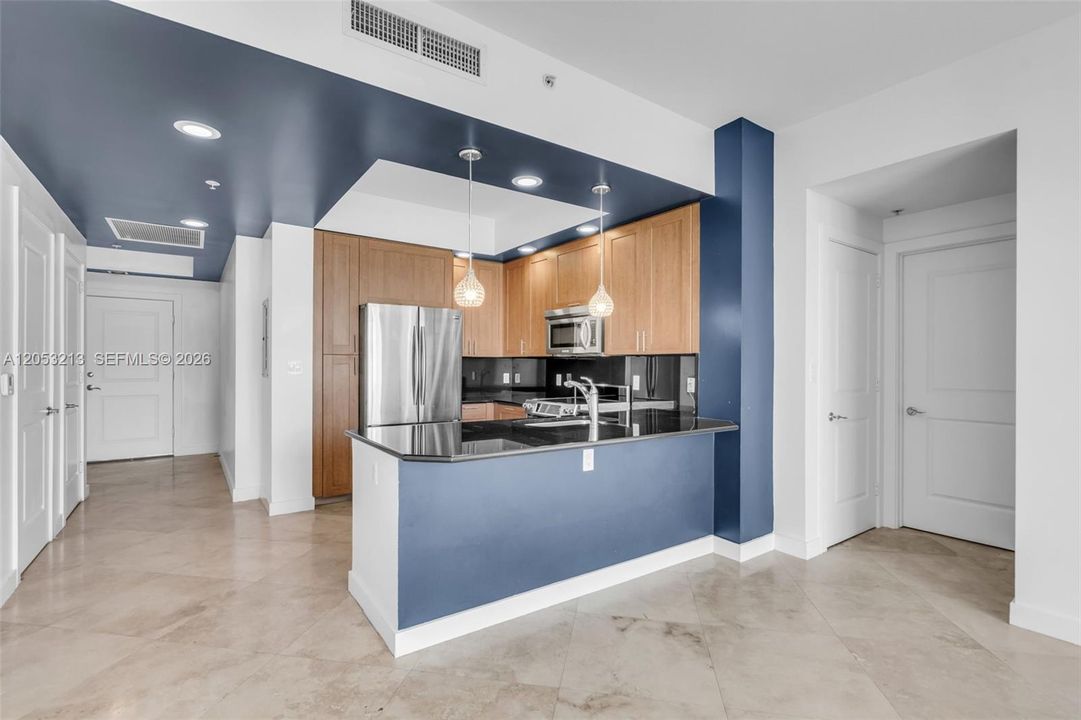 В аренду: $3,200 (2 спален, 2 ванн, 1072 Квадратных фут)