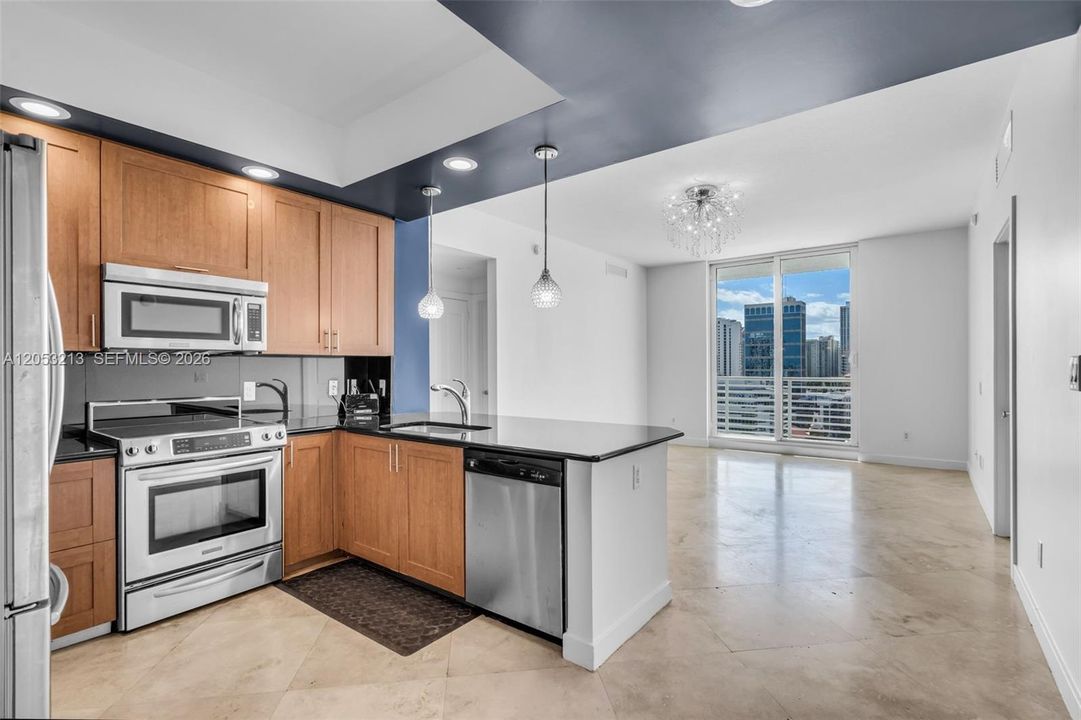 В аренду: $3,200 (2 спален, 2 ванн, 1072 Квадратных фут)