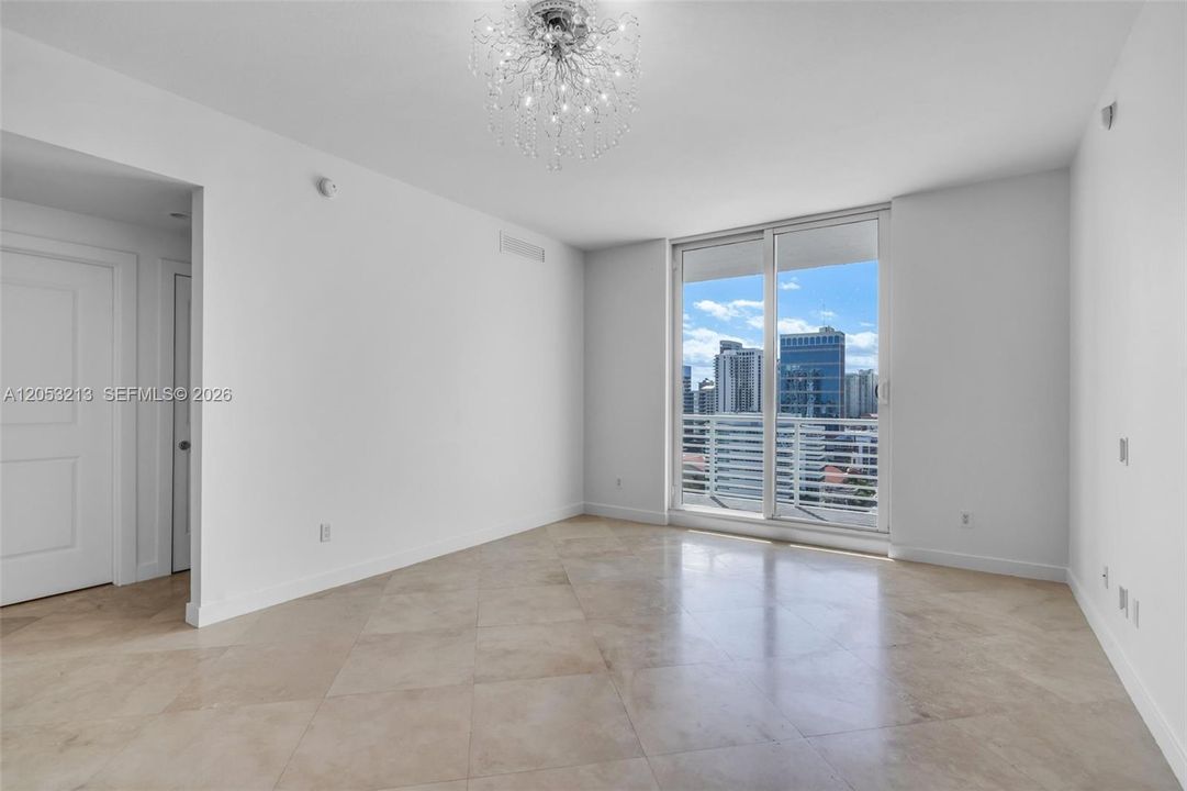 В аренду: $3,200 (2 спален, 2 ванн, 1072 Квадратных фут)