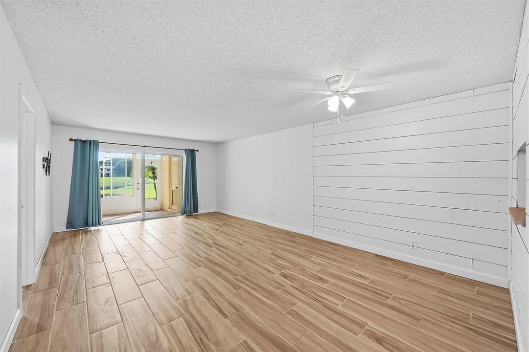 08_living room