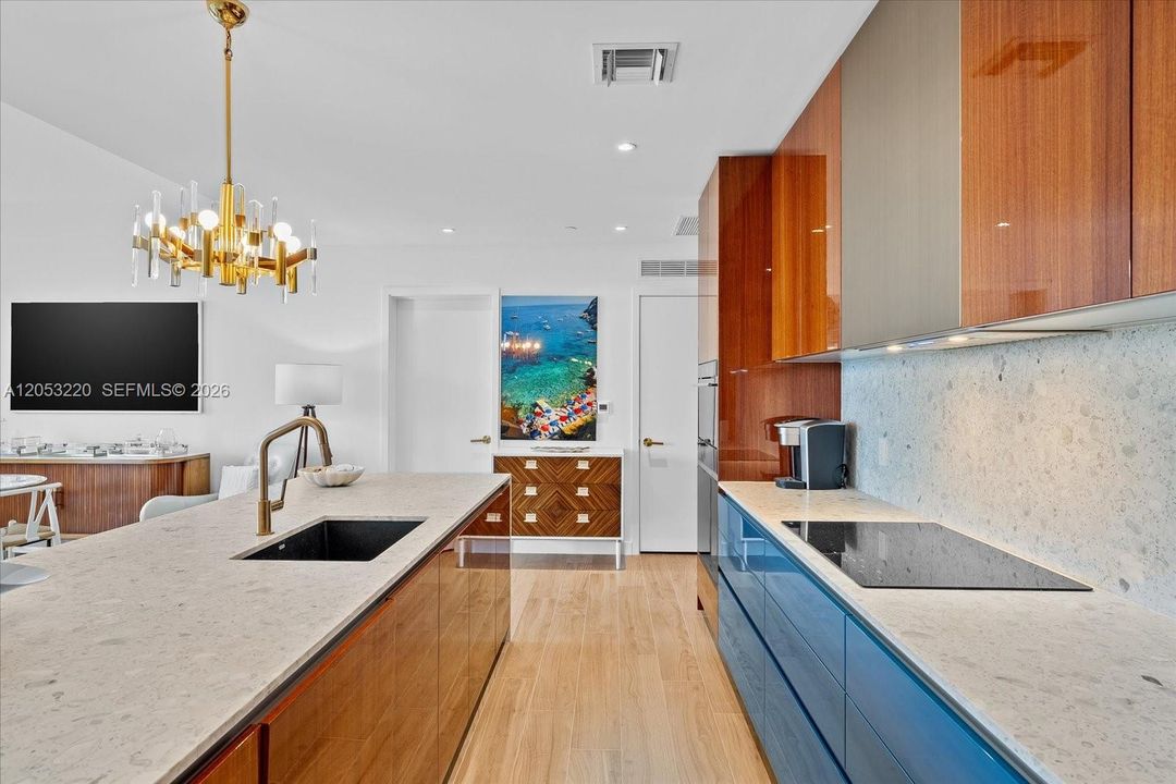 For Rent: $16,500 (2 beds, 2 baths, 1207 Square Feet)