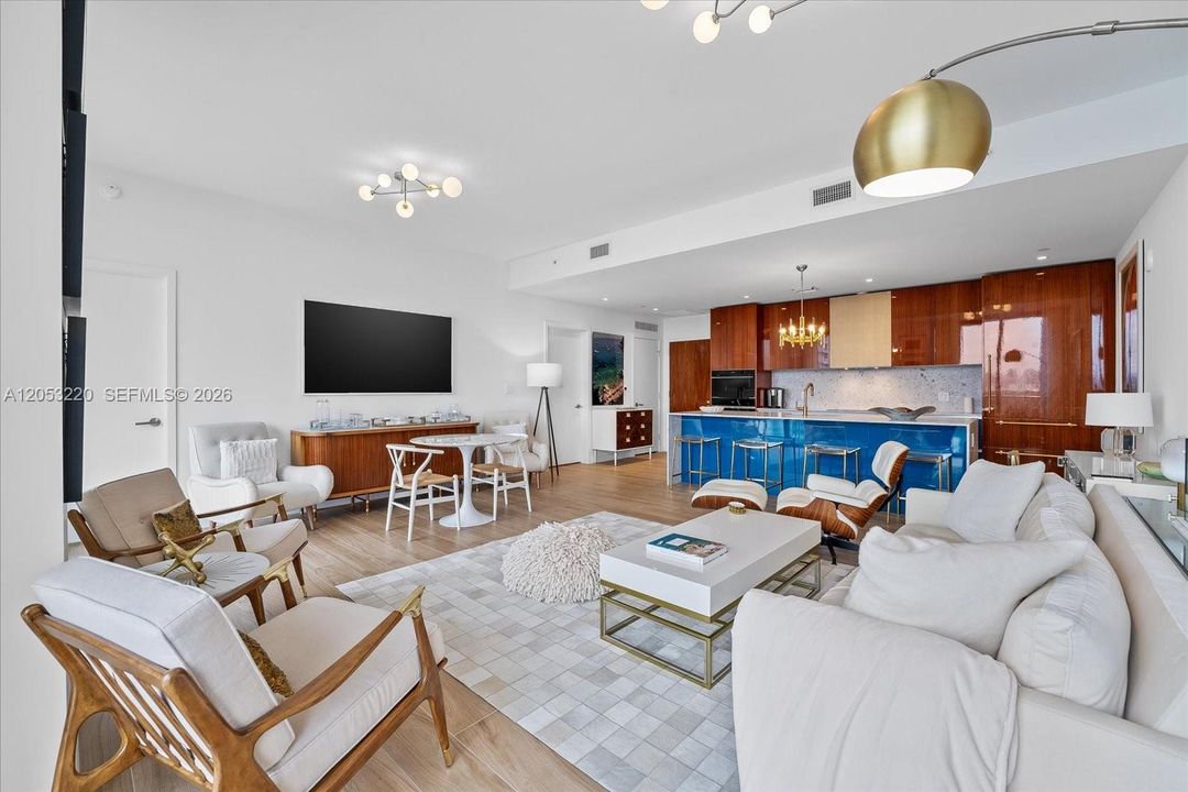 For Rent: $16,500 (2 beds, 2 baths, 1207 Square Feet)