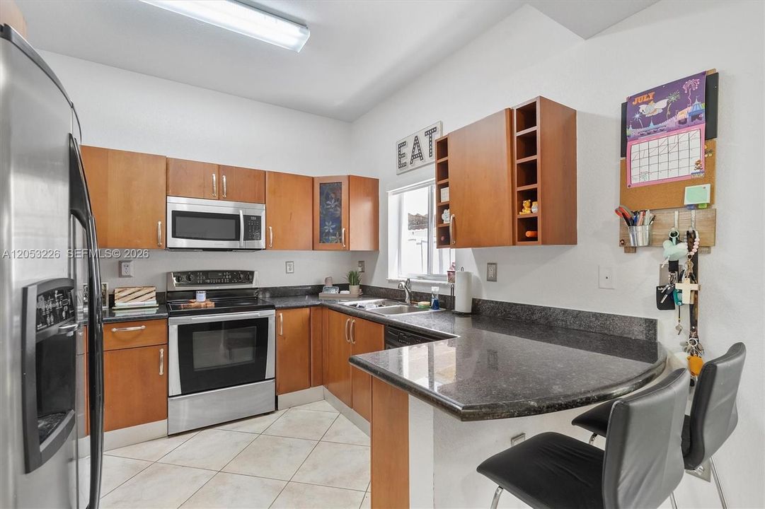 En Venta: $425,000 (2 camas, 2 baños, 1150 Pies cuadrados)