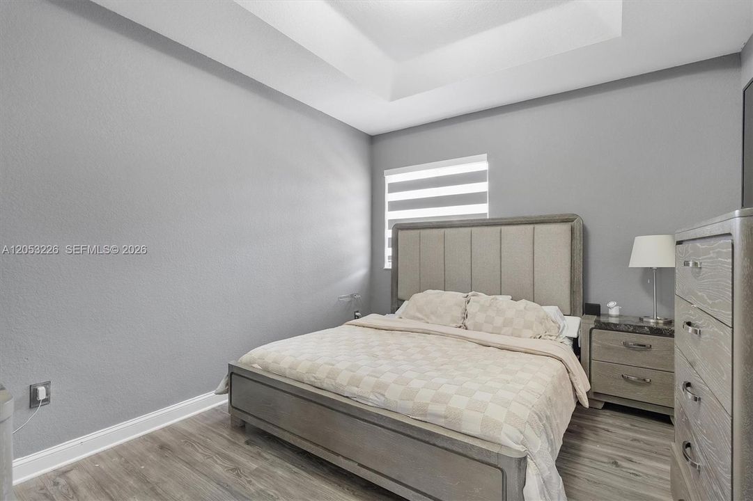 En Venta: $425,000 (2 camas, 2 baños, 1150 Pies cuadrados)