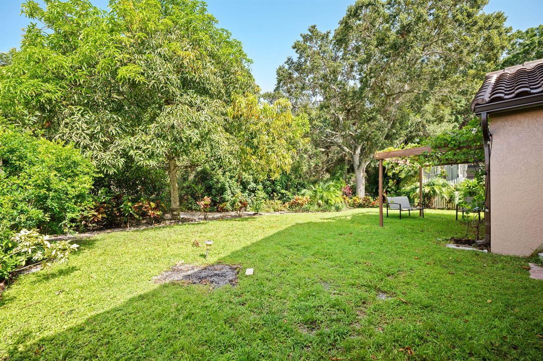 26-web-or-mls-1842-oak-berry-cir