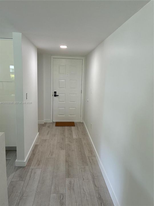 В аренду: $3,400 (3 спален, 2 ванн, 1707 Квадратных фут)