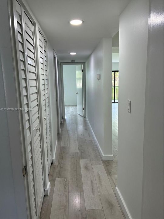 В аренду: $3,400 (3 спален, 2 ванн, 1707 Квадратных фут)