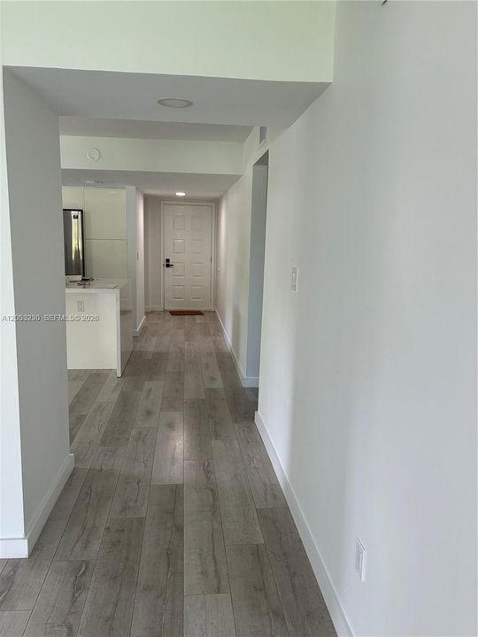 В аренду: $3,400 (3 спален, 2 ванн, 1707 Квадратных фут)