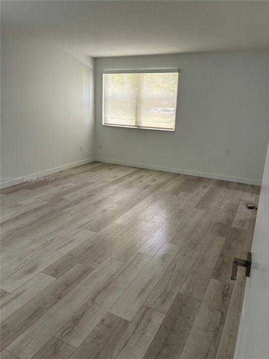 В аренду: $3,400 (3 спален, 2 ванн, 1707 Квадратных фут)