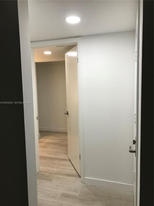 В аренду: $3,400 (3 спален, 2 ванн, 1707 Квадратных фут)