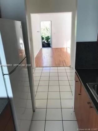 For Rent: $1,600 (0 beds, 1 baths, 452 Square Feet)