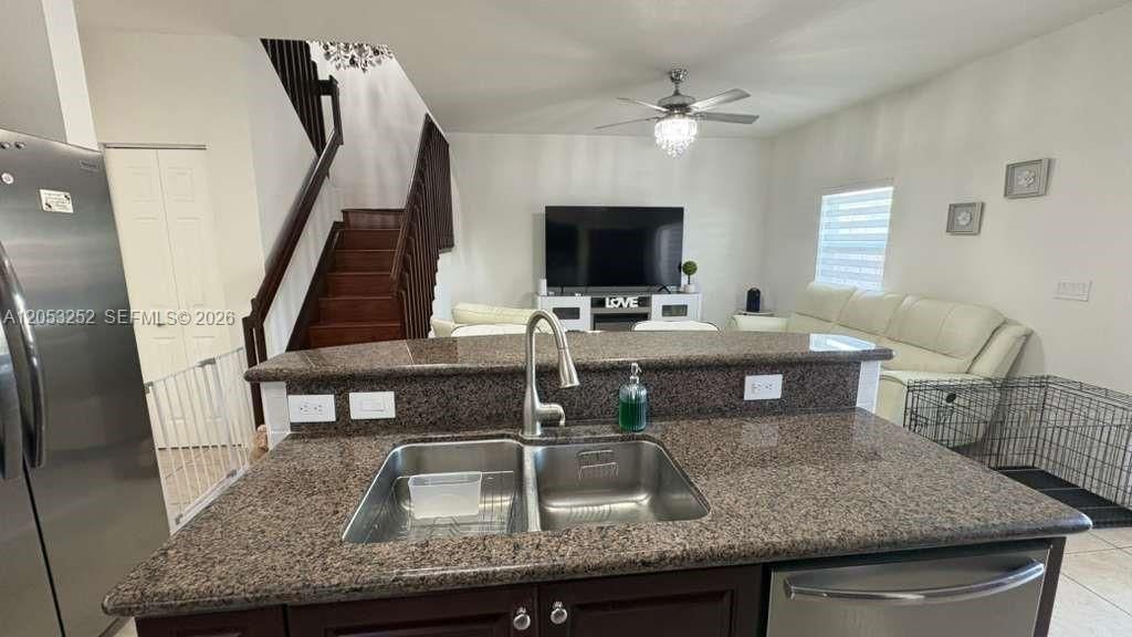 En Renta: $3,500 (4 camas, 2 baños, 1846 Pies cuadrados)