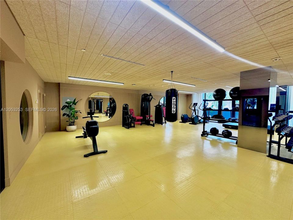 В аренду: $4,800 (1 спален, 1 ванн, 0 Квадратных фут)