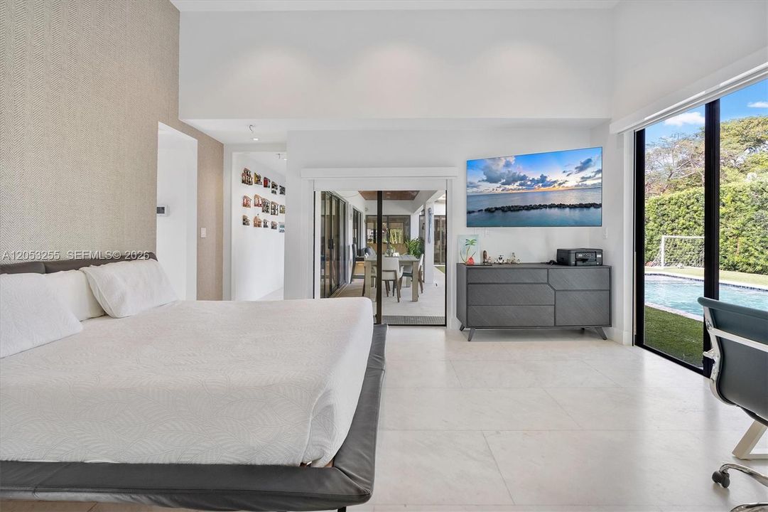 В аренду: $12,000 (4 спален, 2 ванн, 2960 Квадратных фут)