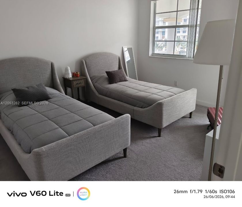 В аренду: $4,000 (2 спален, 2 ванн, 1191 Квадратных фут)