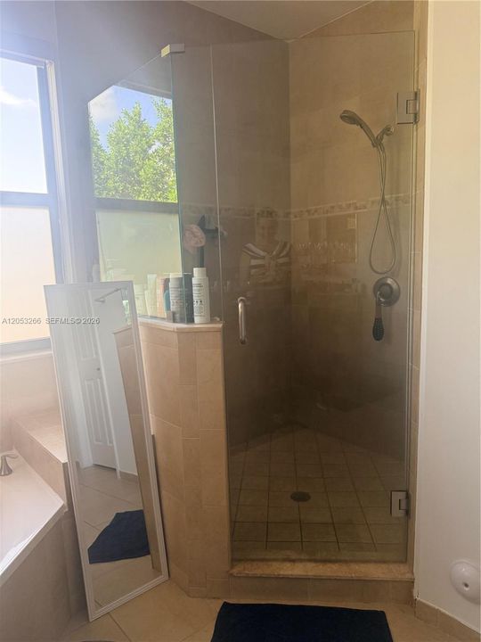 For Rent: $7,200 (4 beds, 3 baths, 2548 Square Feet)