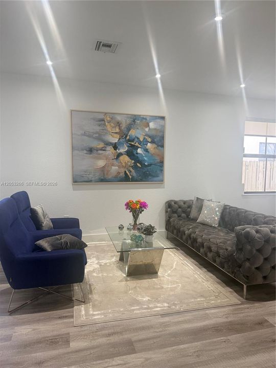 For Rent: $7,200 (4 beds, 3 baths, 2548 Square Feet)