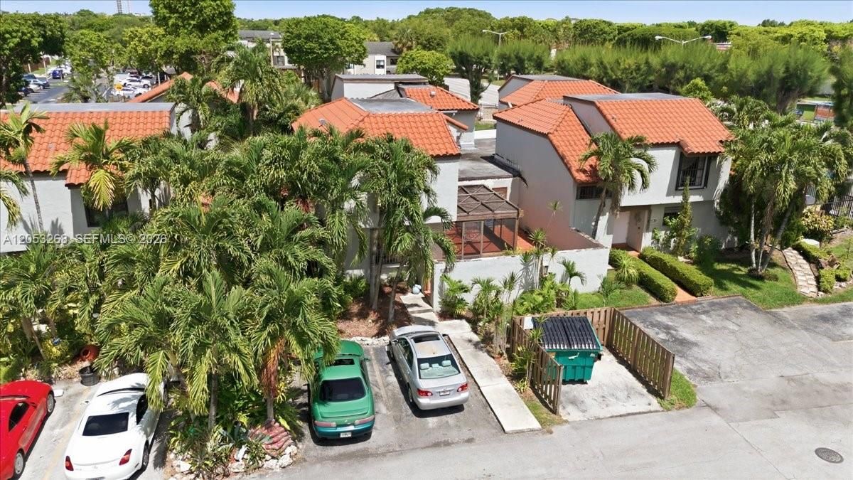 For Sale: $400,000 (3 beds, 2 baths, 1245 Square Feet)
