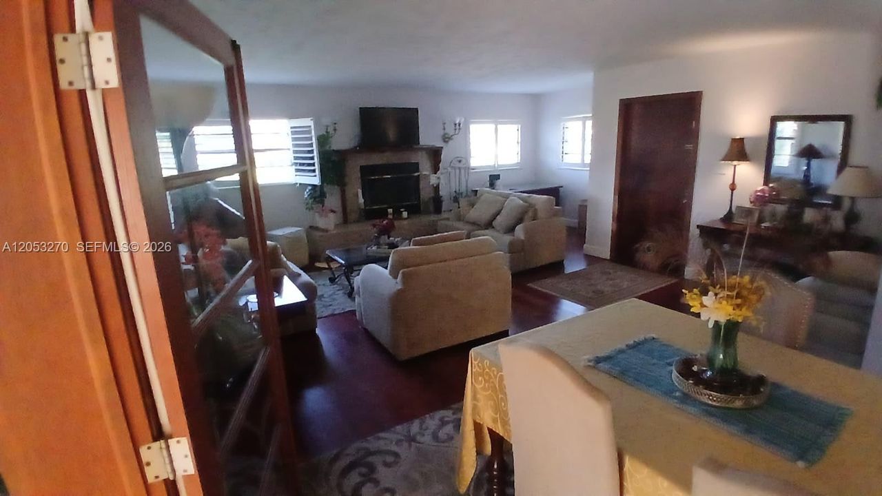 En Venta: $359,900 (4 camas, 3 baños, 0 Pies cuadrados)