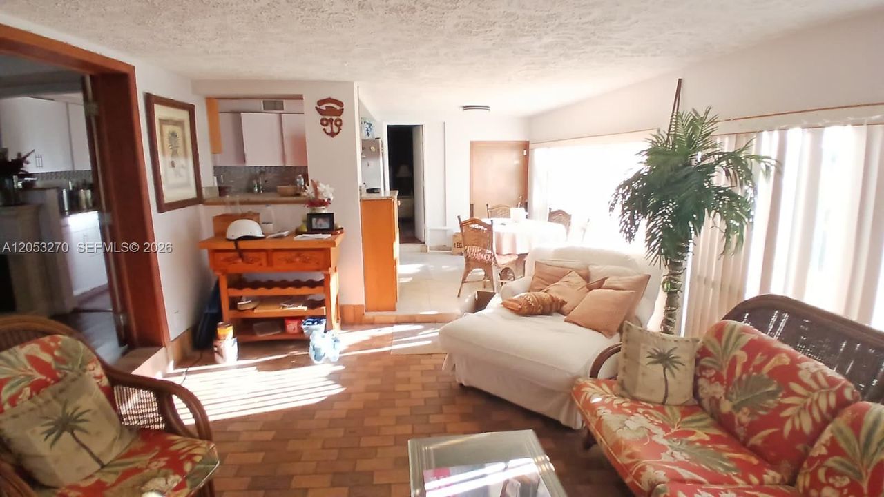 En Venta: $359,900 (4 camas, 3 baños, 0 Pies cuadrados)