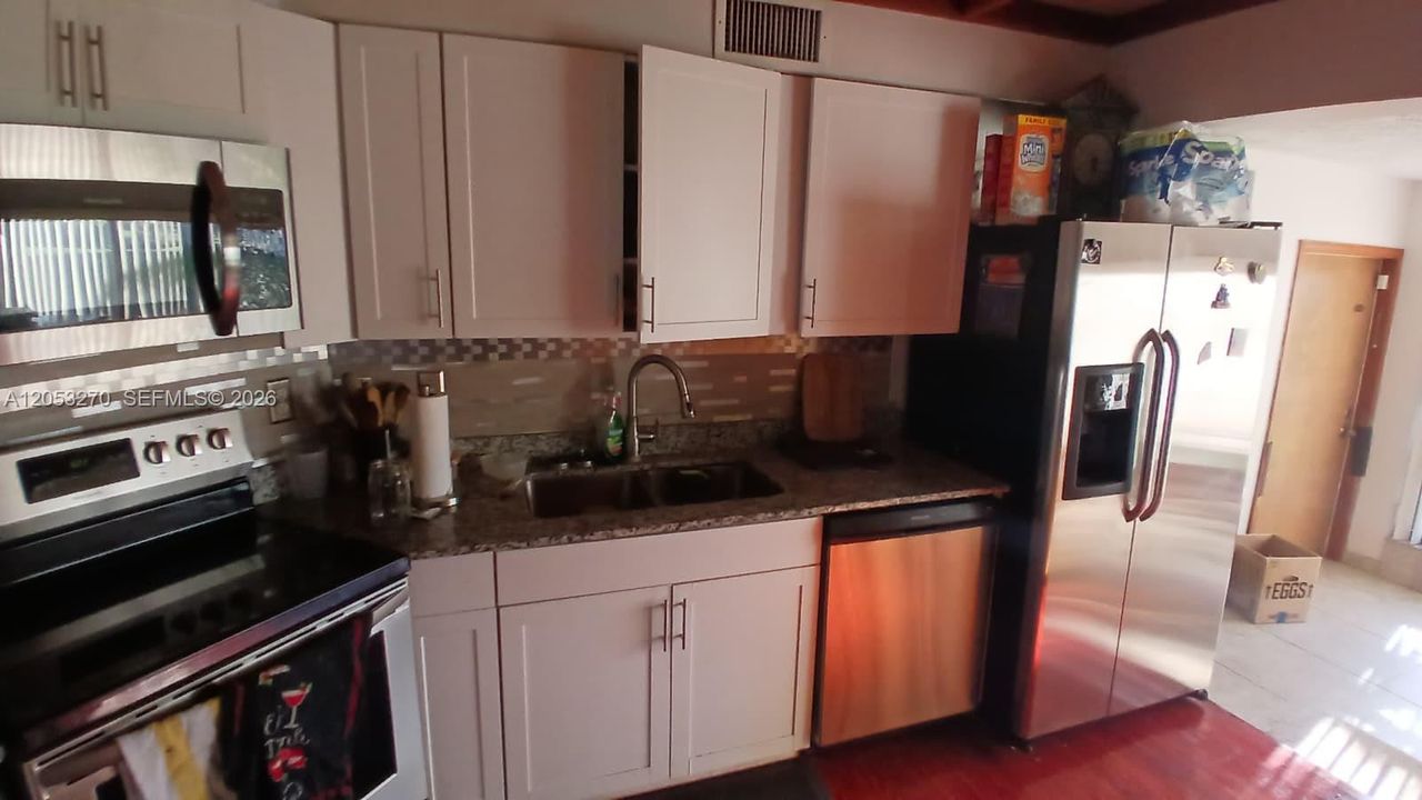En Venta: $359,900 (4 camas, 3 baños, 0 Pies cuadrados)