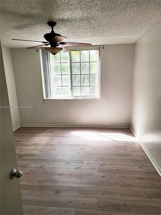 En Venta: $249,800 (2 camas, 2 baños, 966 Pies cuadrados)