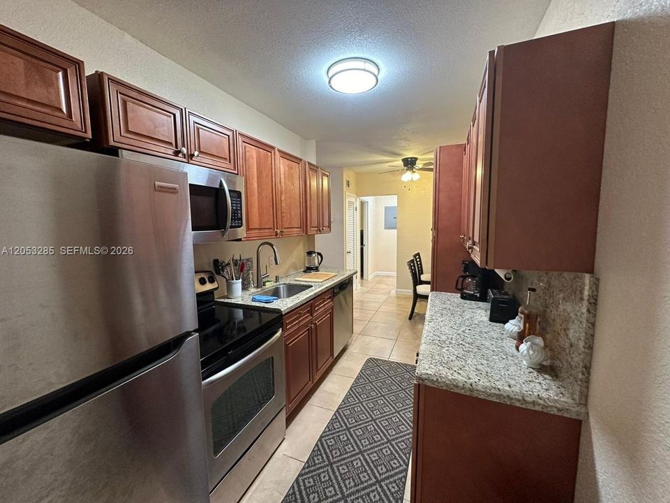 En Renta: $1,900 (1 camas, 1 baños, 750 Pies cuadrados)