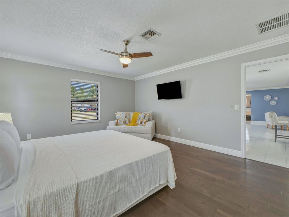 Primary_Bedroom_2