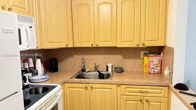 En Venta: $200,000 (1 camas, 1 baños, 536 Pies cuadrados)