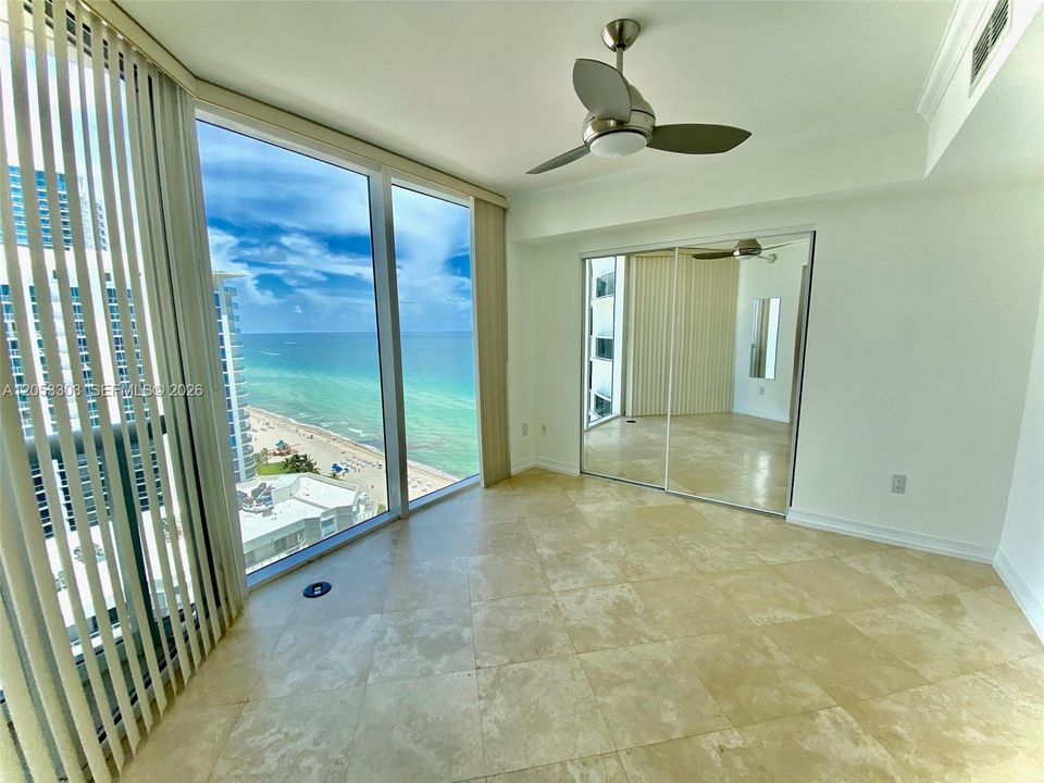 For Sale: $1,285,000 (2 beds, 2 baths, 1396 Square Feet)