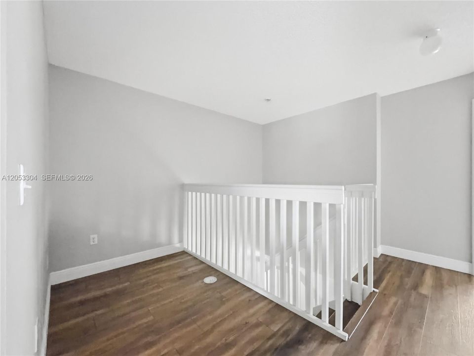 В аренду: $2,350 (3 спален, 2 ванн, 1846 Квадратных фут)
