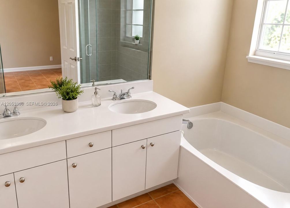 For Sale: $900,000 (4 beds, 3 baths, 1908 Square Feet)
