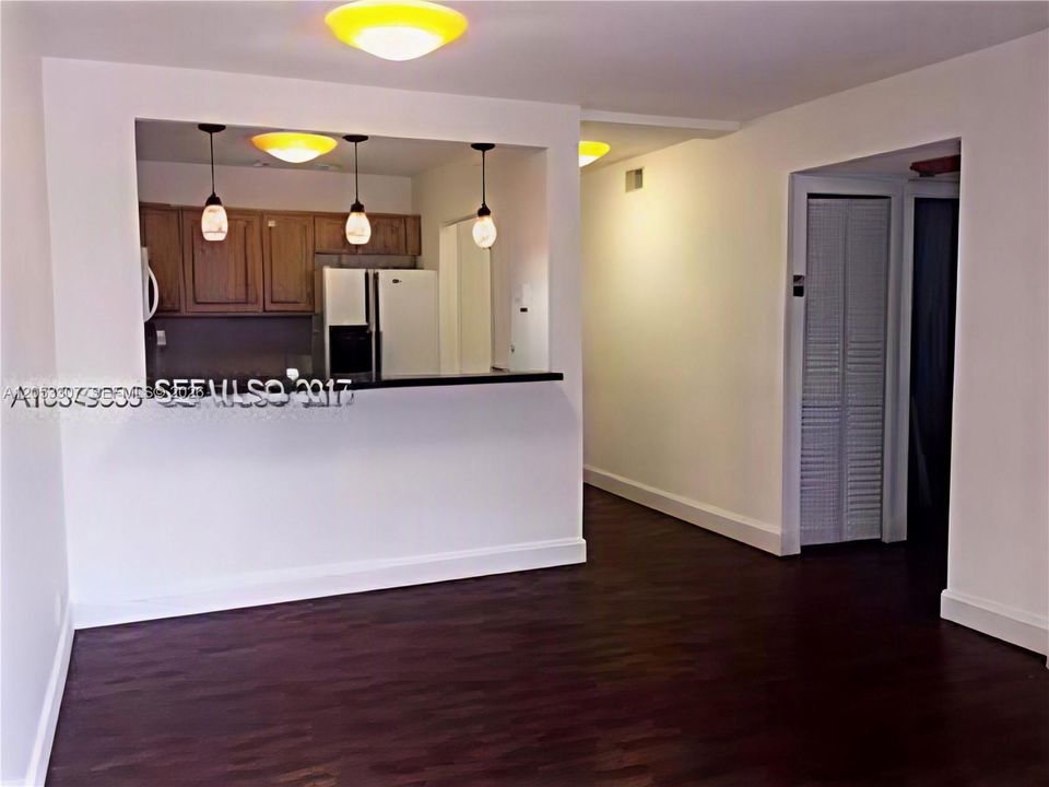 En Renta: $2,200 (2 camas, 2 baños, 867 Pies cuadrados)