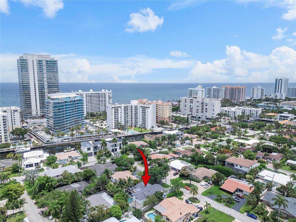 For Rent: $15,000 (5 beds, 5 baths, 3860 Square Feet)